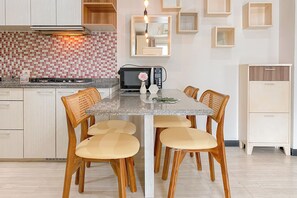 Interior - Stunning And Comfortable 2Br At The Wave Kuningan Apartment (Jakarta)