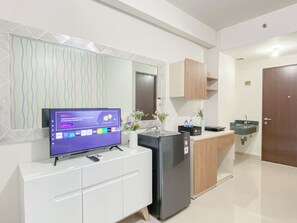 Standard Studio - Modern Neutral Studio Room Transpark Cibubur Apartment (Depok)