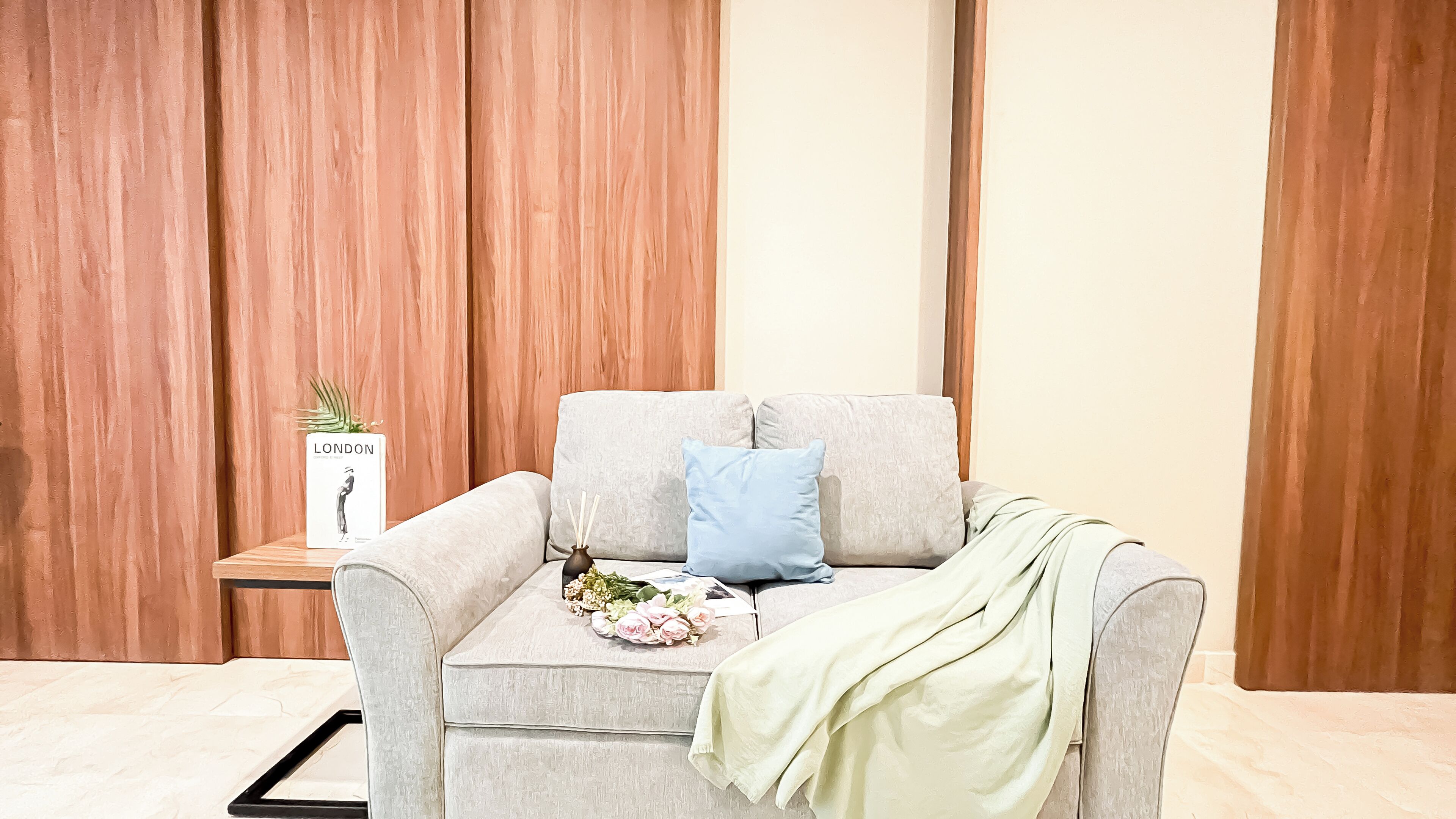 Standard Apartment | Living area