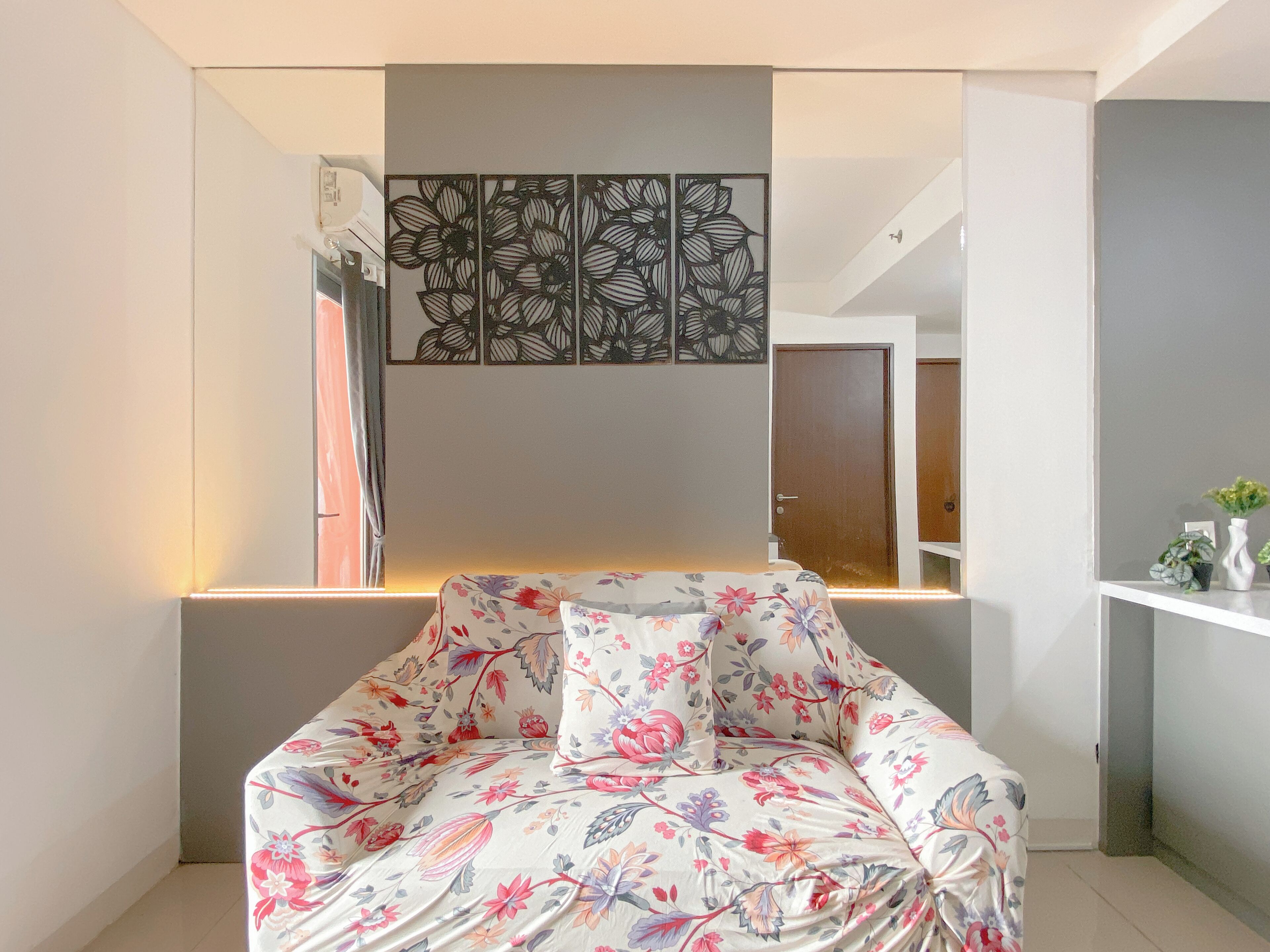 Standard Apartment | Living area