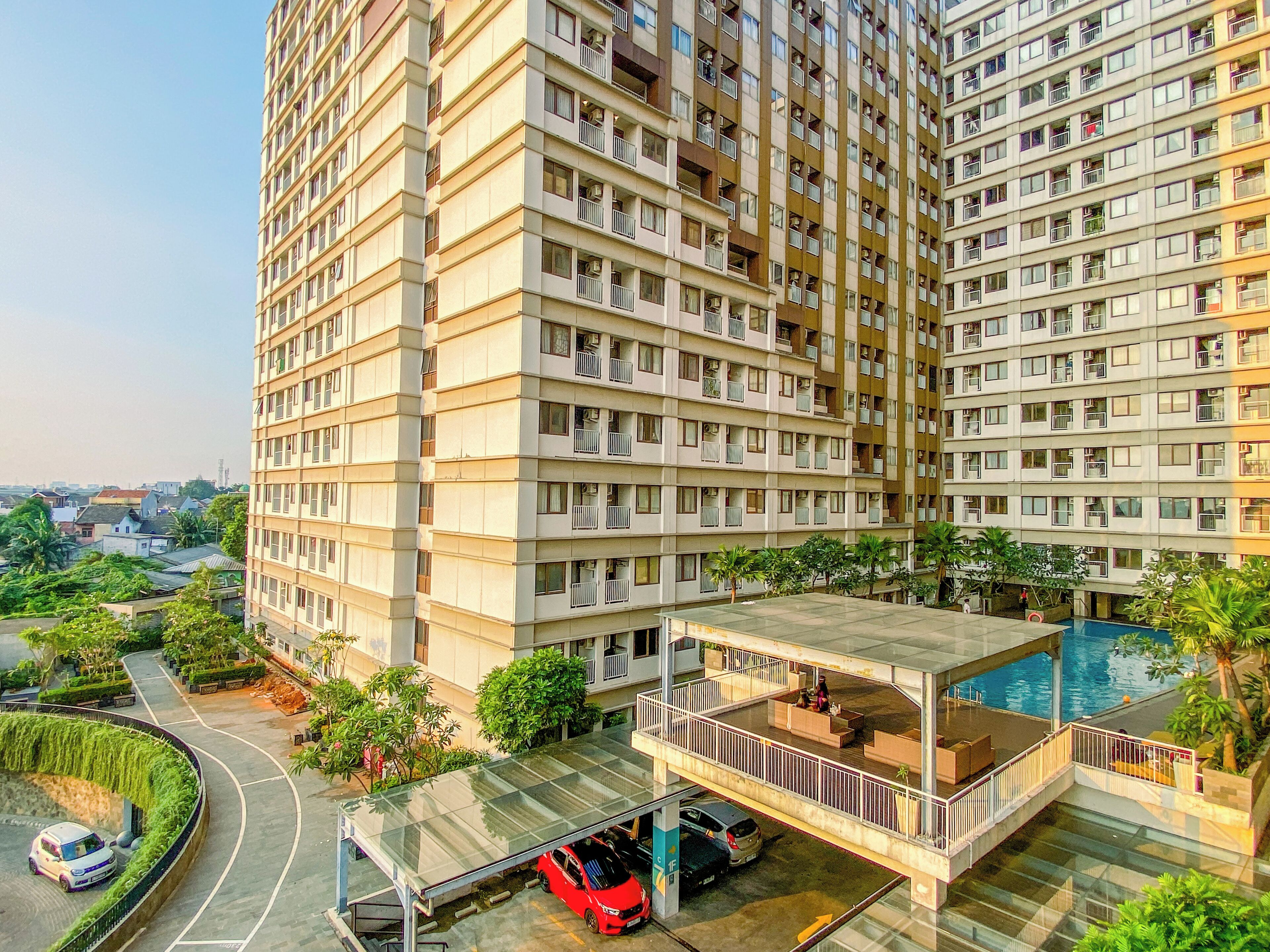 المنشأة من الخارج