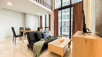 Standard Apartment | Living area