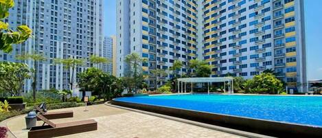 Alberca al aire libre