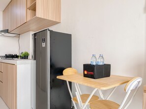 Interior - Simple Look Studio Apartment At Daan Mogot City (Jakarta)