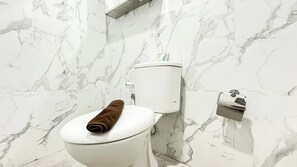Standard Studio | Bathroom - Modern Look Studio At Anwa Residence Apartment (South Tangerang)