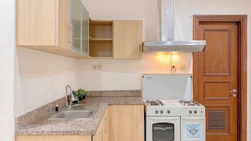 Standard Apartment | Private kitchen