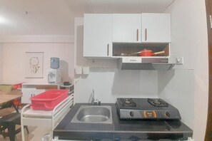 Standard Apartment | Private kitchen - Basic 2Br At Gateway Pasteur Apartment (Cimahi)