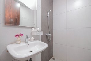 Standard Studio | Bathroom - Minimalist Studio At Apartment Lrt City Bekasi (Bekasi)