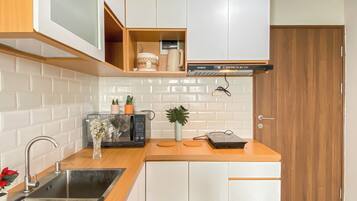 Standard Apartment | Private kitchen