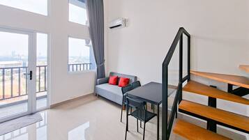 Studio Standar | Area keluarga