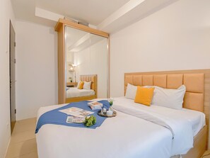 Standard Apartment - Comfortable 1Br At Belmont Residence Puri Apartment (Jakarta)