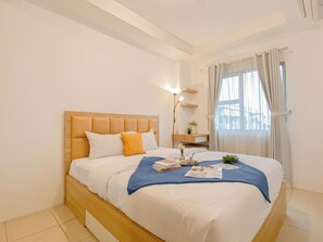 Standard Apartment - Comfortable 1Br At Belmont Residence Puri Apartment (Jakarta)
