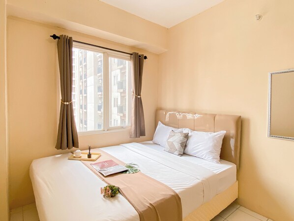 Interior - Cream Tone 2Br At Podomoro Golf View Apartement (Gunung Putri)
