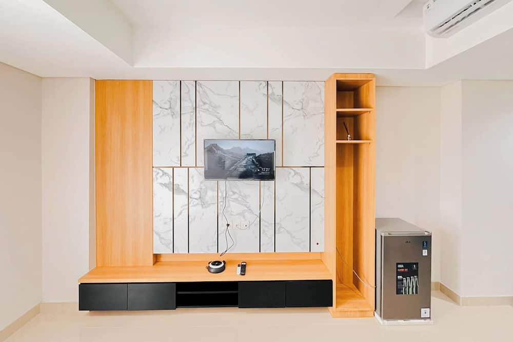 Modern Look Studio Apartment At Patraland Amarta