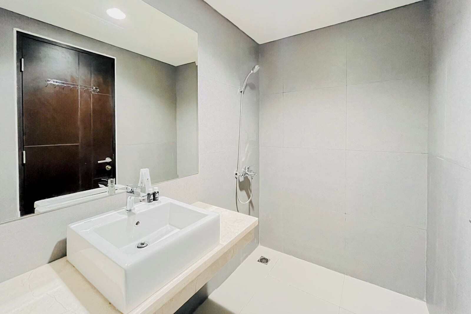 Standaard studio | Badkamer