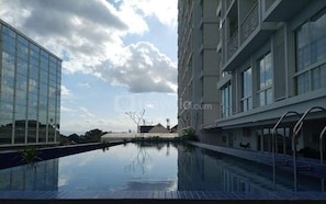 Kolam renang outdoor