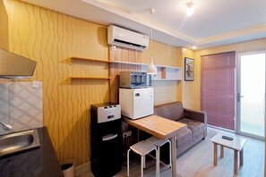 Interior - Wooden Accent 2Br At Mekarwangi Square Cibaduyut Apartment (Bandung)