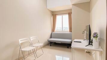 Standard Studio | Living area