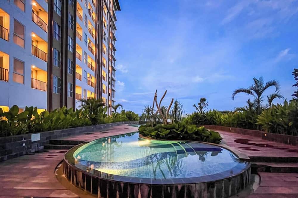 Basic Studio Apartment At Tamansari Skylounge Makassar