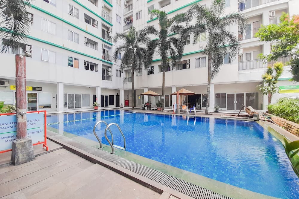 Big And Spacious Studio Apartment At Sky View