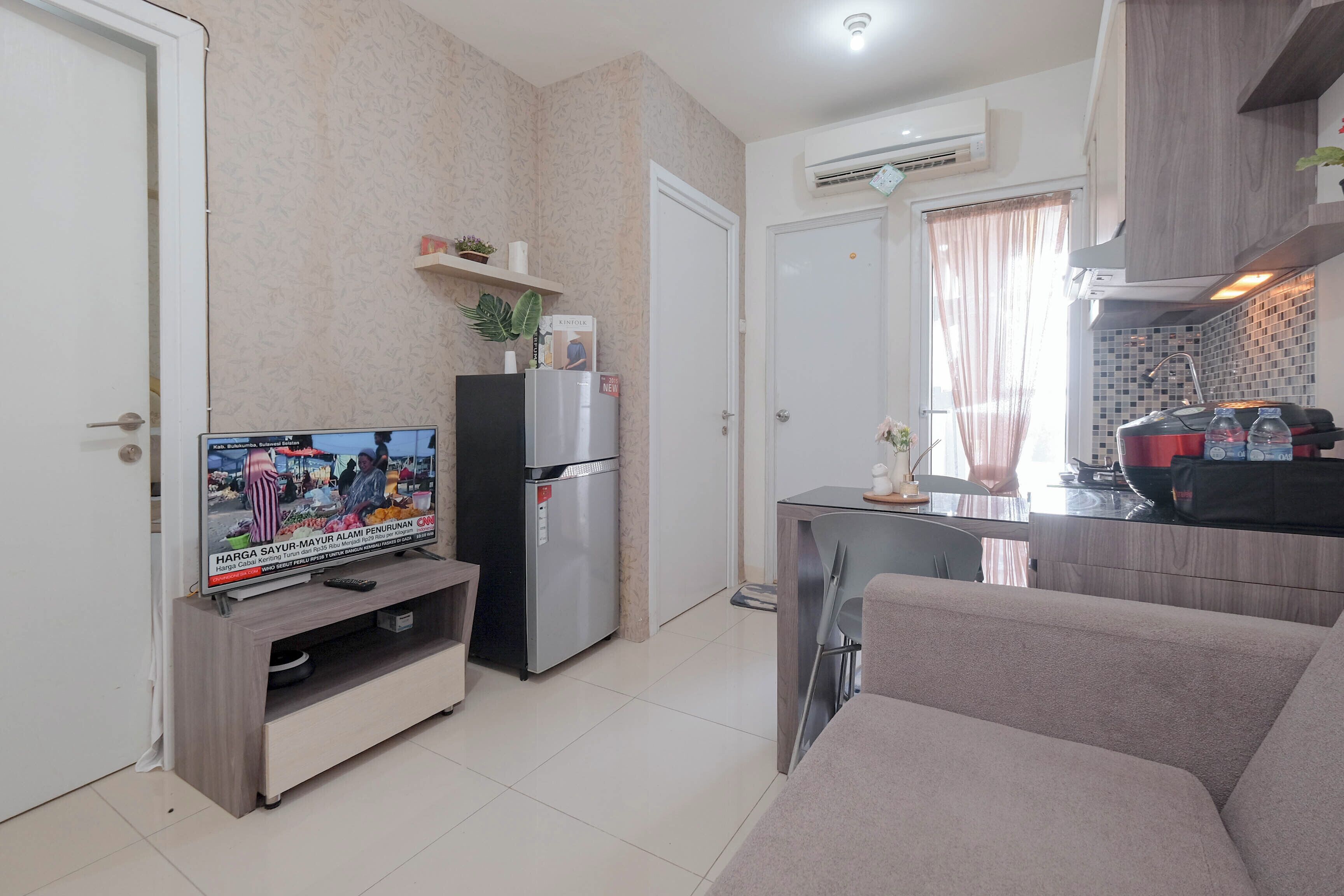 Standard Apartment | Living area