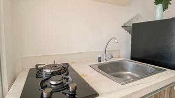 Standard Apartment | Private kitchen