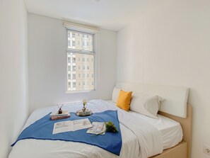 Room - Basic And Minimalist 1Br Apartment At Vittoria Residence (Jakarta)