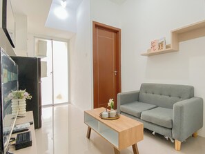 Interior - Basic And Minimalist 1Br Apartment At Vittoria Residence (Jakarta)