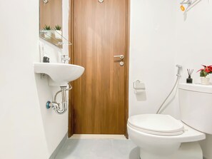 Standard Studio | Bathroom - Cozy And Best Place Studio Apartment Royal Sentul Park (Bogor)