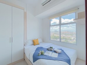 Interior - Well Appointed 2Br At Apartment Vittoria Residence (Jakarta)