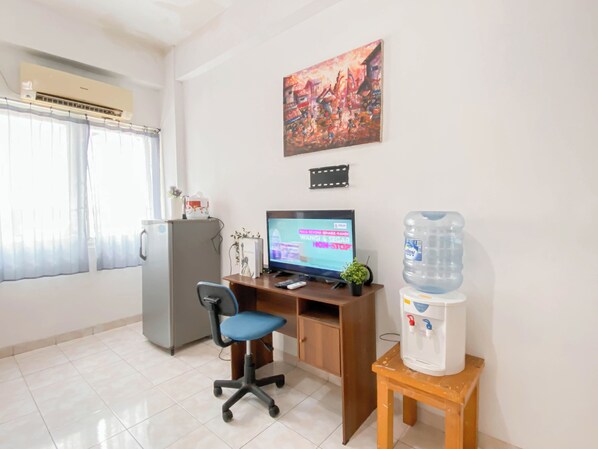 Standard Studio - Basic Studio Apartment At Margonda Residence 1 (Depok)