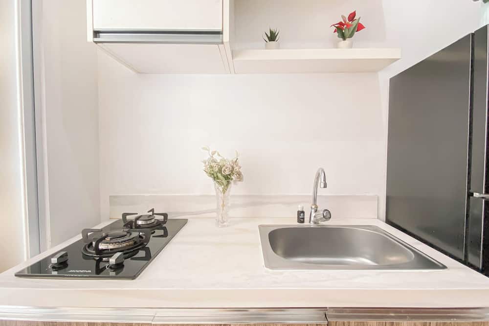 Standard 2BR Apartment Vittoria Residence
