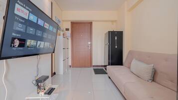 Standard Apartment | Living area