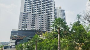 Unclassified image, 4 of 18, button - Trendy 1Br Apartment At Anwa Residence (South Tangerang)