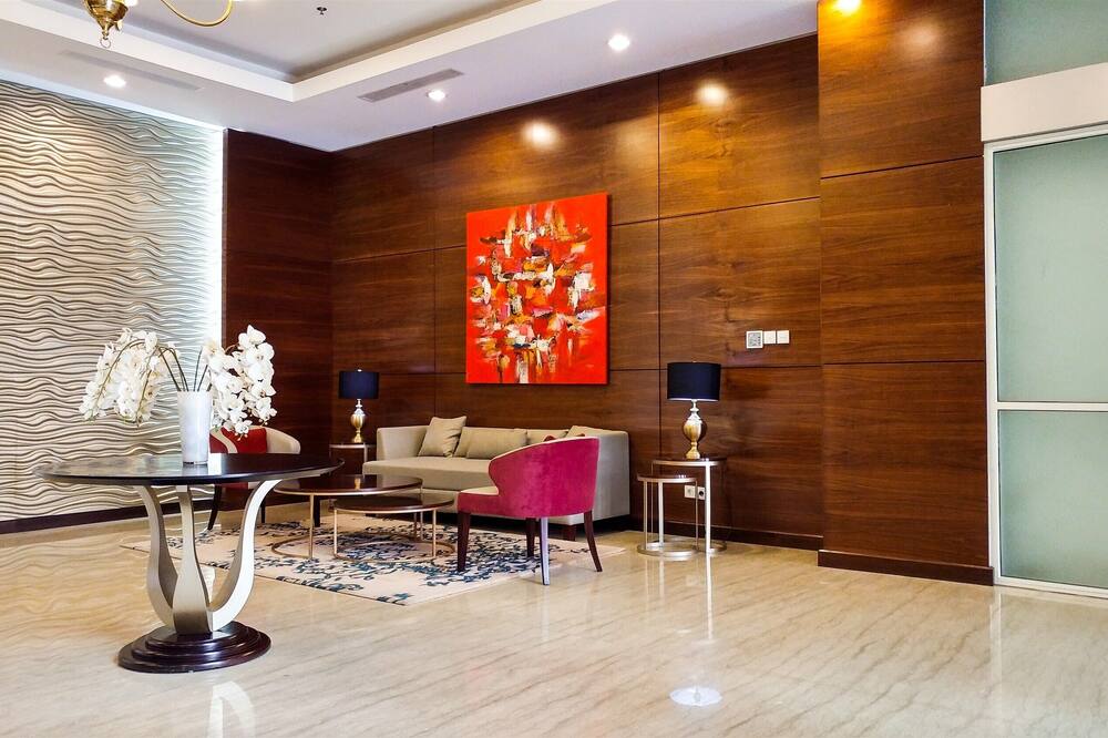 Basic Style And Homey 2Br At Apartment Nifarro Park