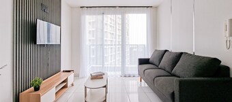 Fully Furnished 2Br Apartment At Casa De Parco