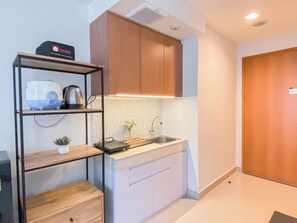 Interior - Cream Tone Studio At Evenciio Margonda Apartment (Depok)