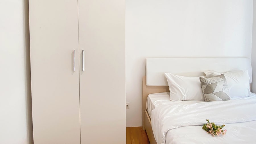 Contemporary 1Br Apartment At Vittoria Residence