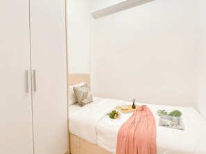 Interior - Basic Style And Compact 2Br Apartment At Vittoria Residence (Jakarta)