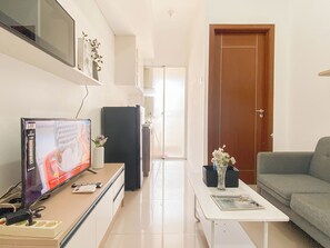 Standard Apartment | Living area - Chic 1Br Apartment At Vittoria Residence (Jakarta)