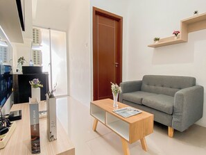 Interior - Convenient 1Br Apartment At Vittoria Residence (Jakarta)
