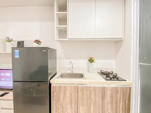 Standard Apartment | Private kitchen - Basic Look 1 Br At Vittoria Residence Apartment (Jakarta)