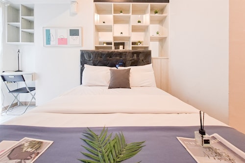 Minimalist And Restful Studio At Tokyo Riverside Pik 2 Apartment