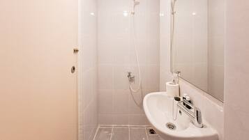Apartamento standard | Banheiro