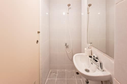 Departamento estándar | Baño