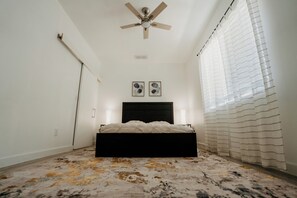 3 habitaciones, tabla de planchar con plancha y wifi gratis 