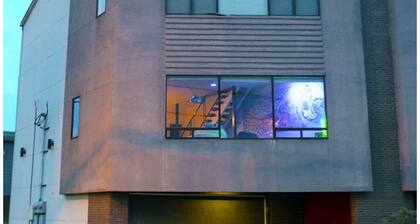 Modern 3BR Condo with Rooftop View Near Deep Ellum & Fair Park