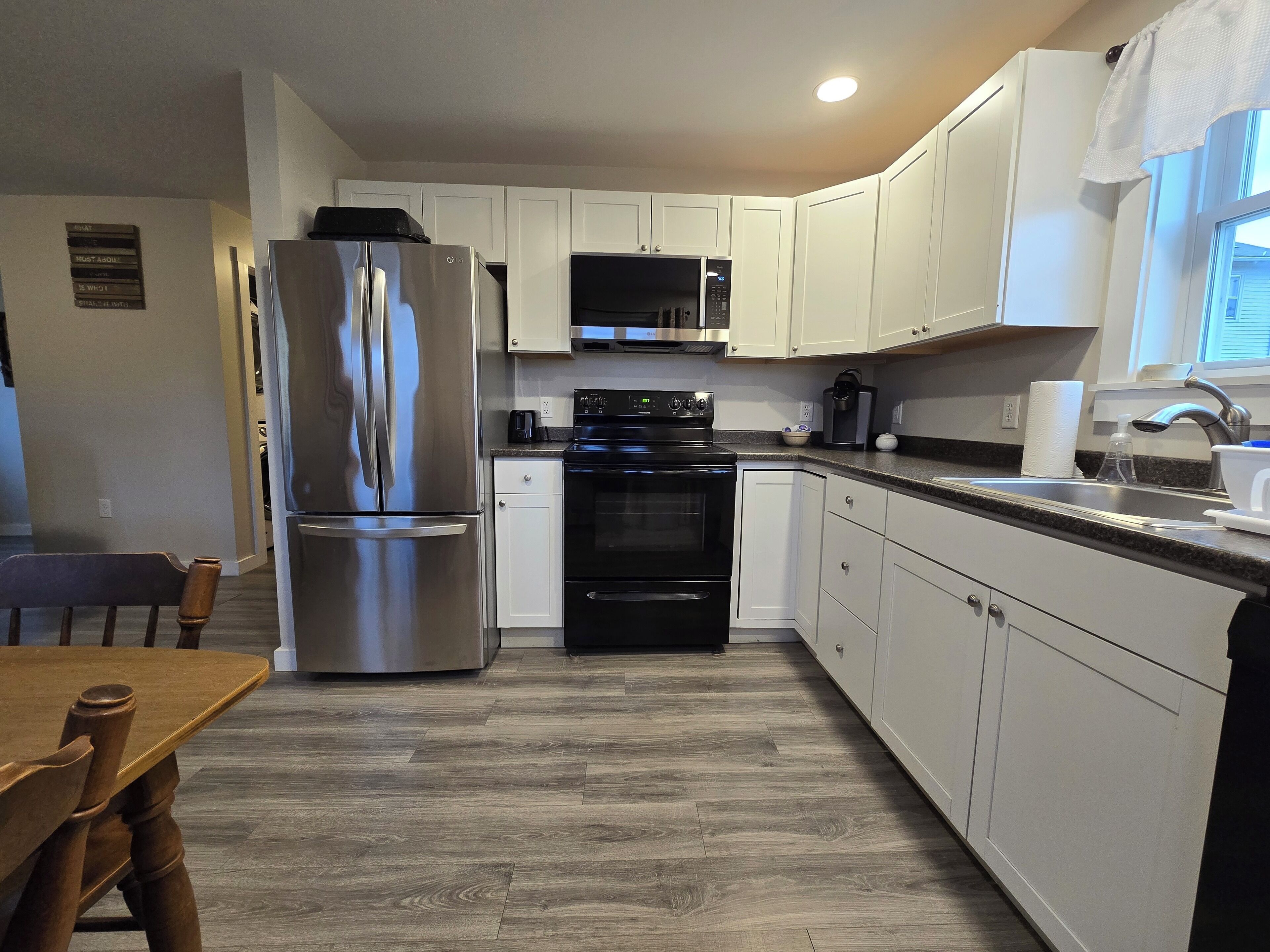 Microwave, oven, stovetop, dishwasher