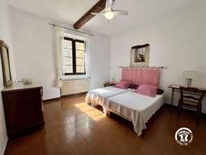 3 chambres, accès au Wi-Fi (inclus)