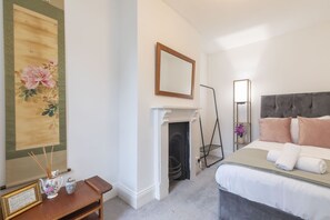 3 chambres, fer et planche à repasser, Wi-Fi gratuit, draps fournis